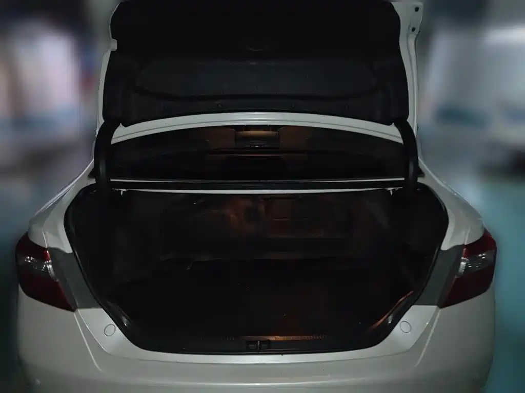 Toyota Camry 2012 ZunRui 2.5HG Luxury Edition фото 10