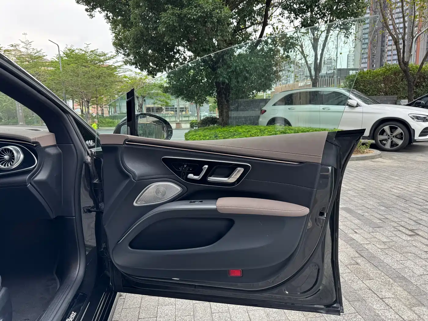 Mercedes-Benz EQS 2022 450+ Luxury Edition фото 15