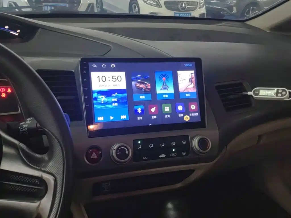 CIIMO CIIMO 2015 2015 1.8L Automatic Comfort Edition
