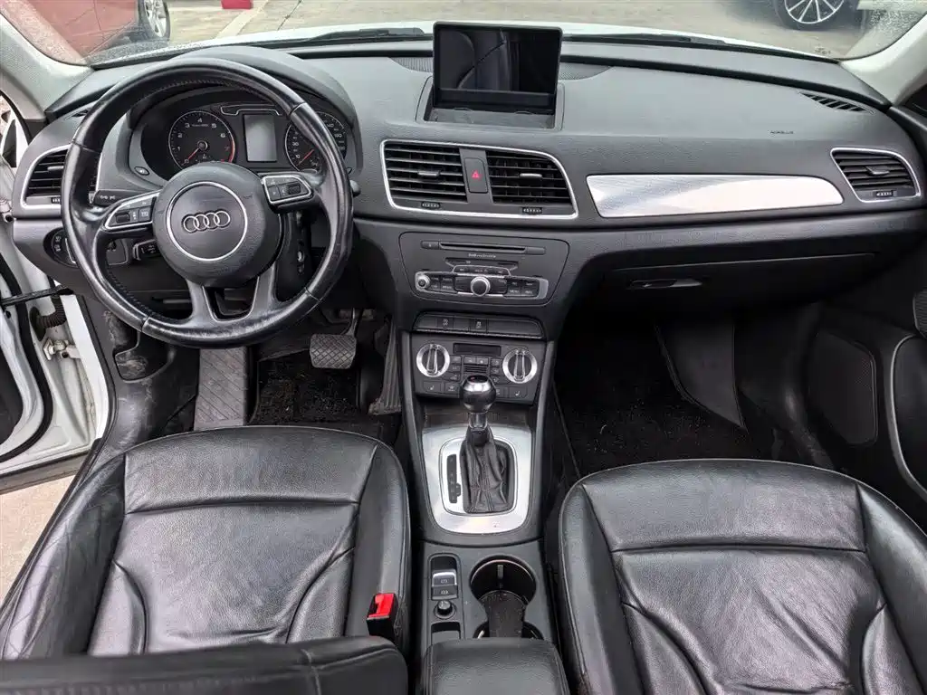 Audi Q3 2013 35 TFSI Comfort фото 12