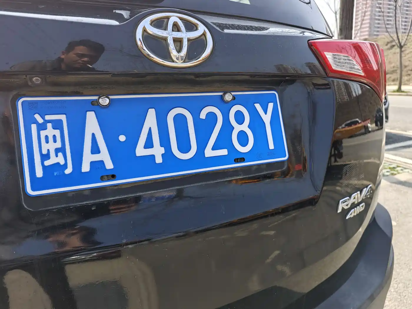 Toyota RAV4 Rongfang 2015 2.5L Automatic 4WD Elite Edition фото 15