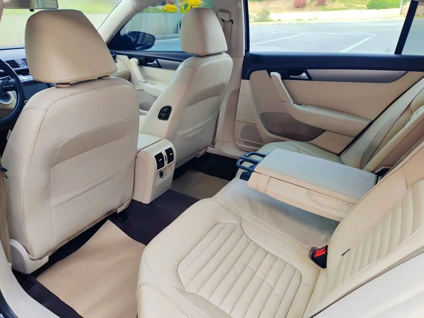 Volkswagen Magotan 2013 1.8TSI Luxury фото 10