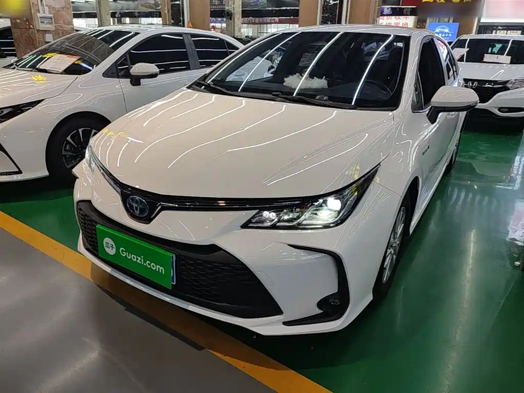 Toyota Corolla 2023 1.8L Smart Hybrid Dual Engine Pioneer Edition фото 2