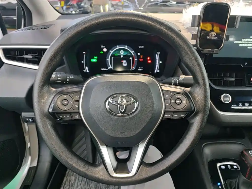 Toyota Corolla 2023 1.8L Smart Hybrid Dual Engine Pioneer Edition фото 11