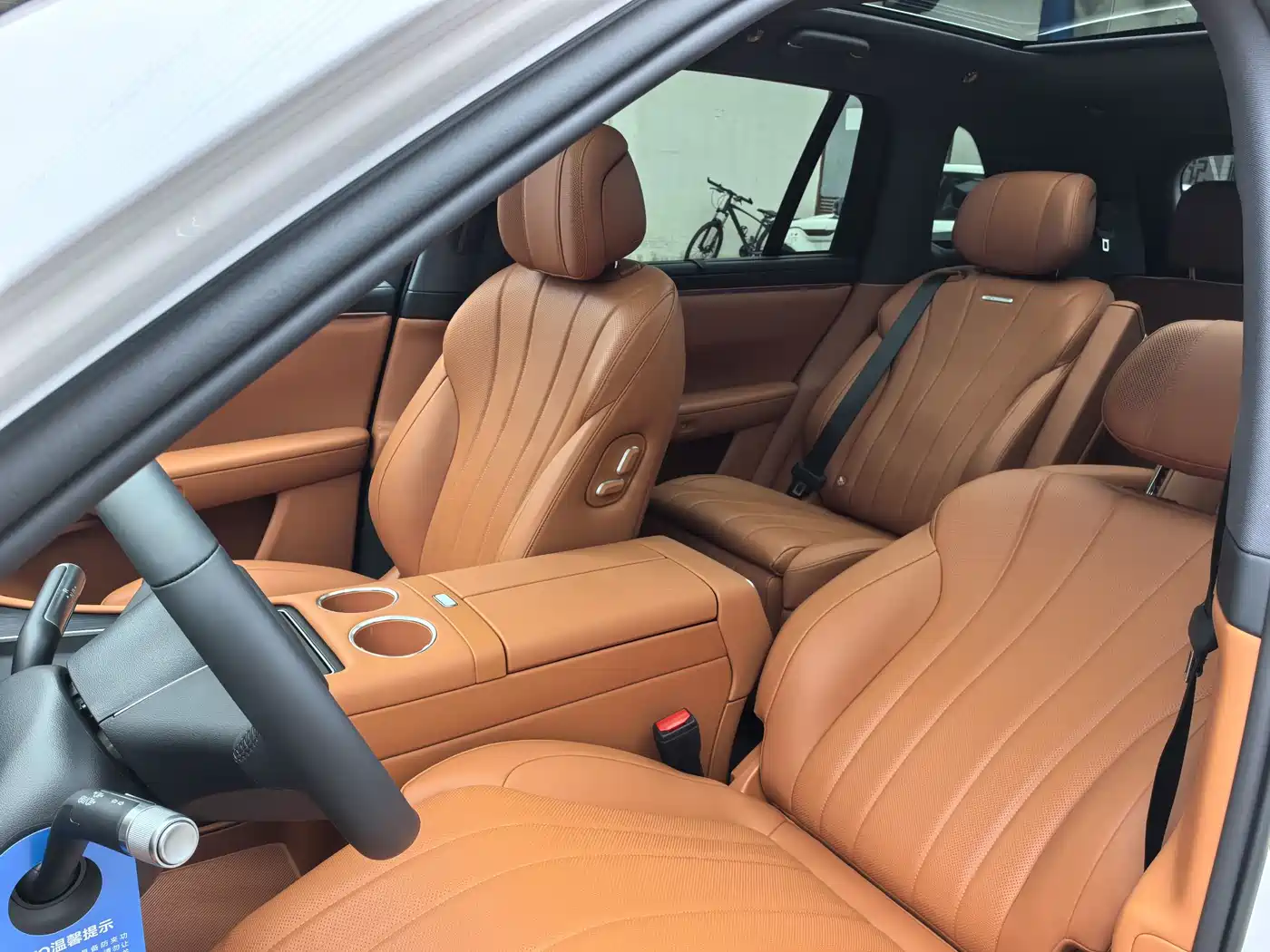 AITO Wenjie AITO M7 2026 Pure Electric Base Model 6-Seater фото 5