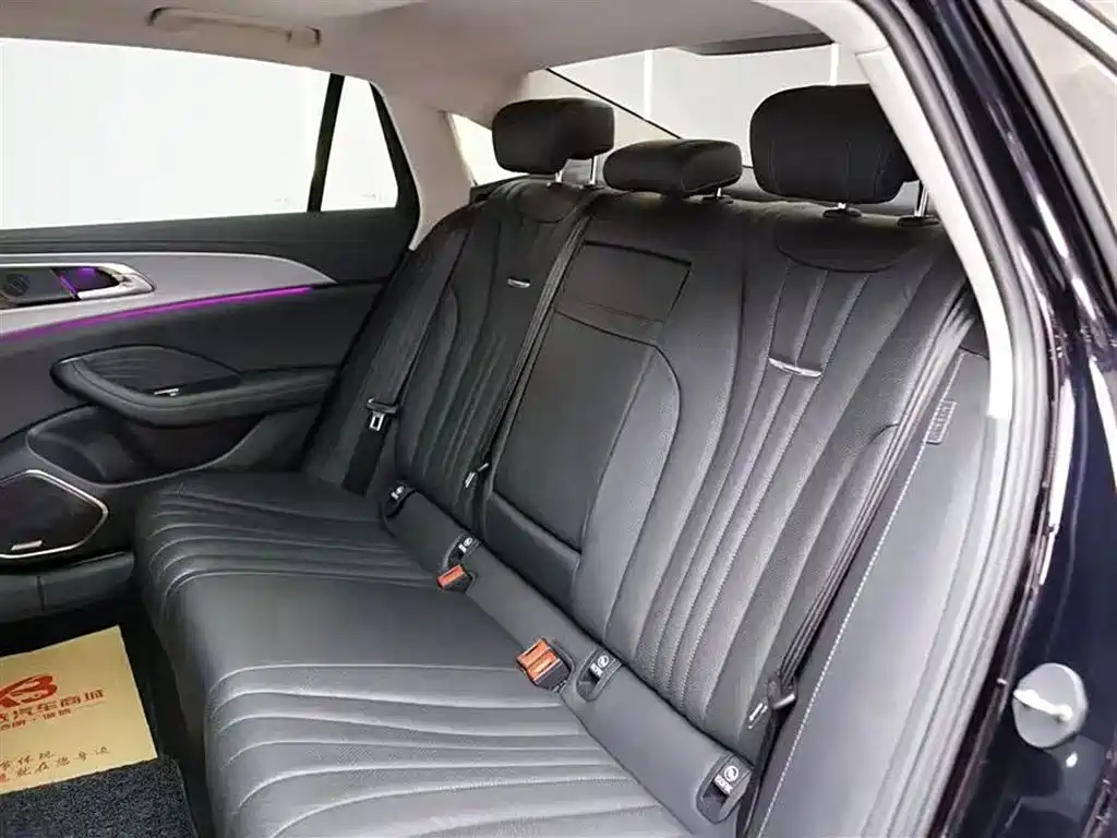Hongqi H5 2023 2.0T Auto Smart Connect Flag Comfort фото 7