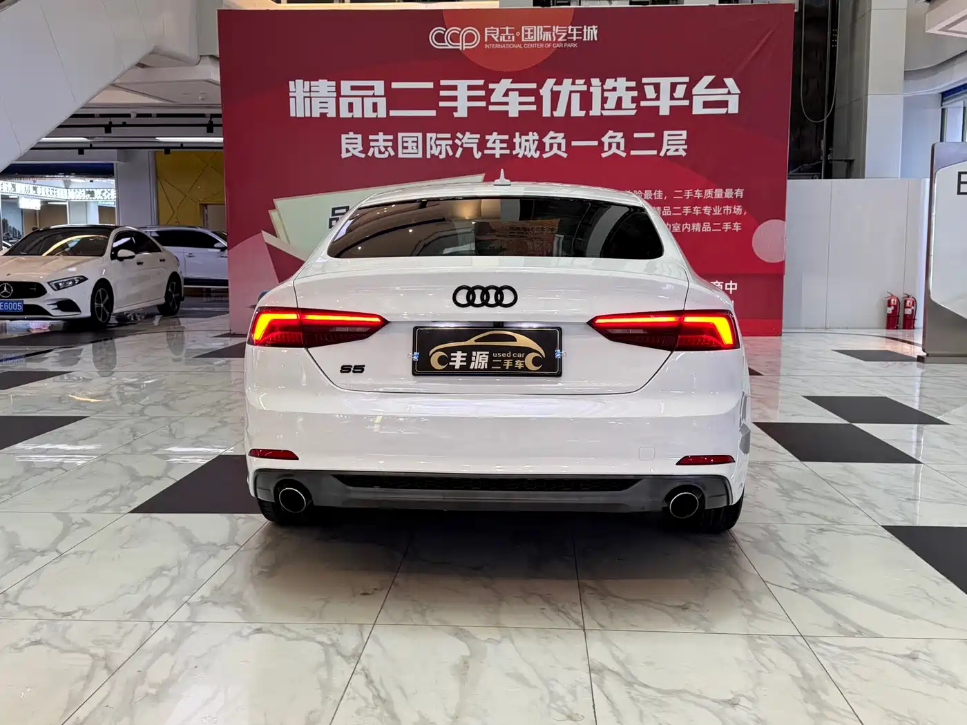 Audi A5 (Import) 2017 Sportback 40 TFSI Fashion фото 26