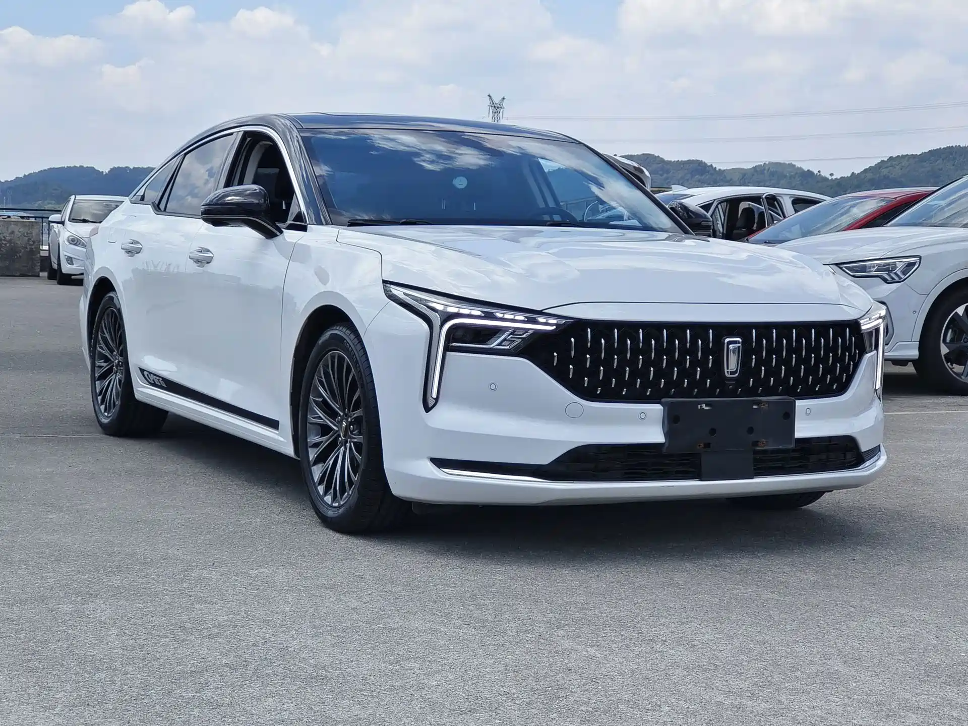 Фото 1 - Besturn B70