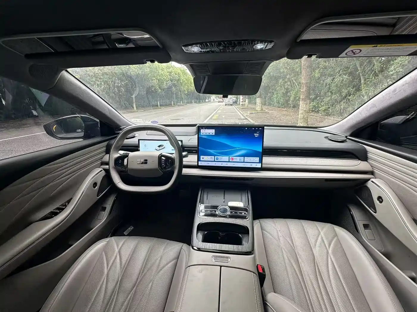 Geely Galaxy Galaxy Xingyao 8 2025 130km EM-i Premium Edition фото 7