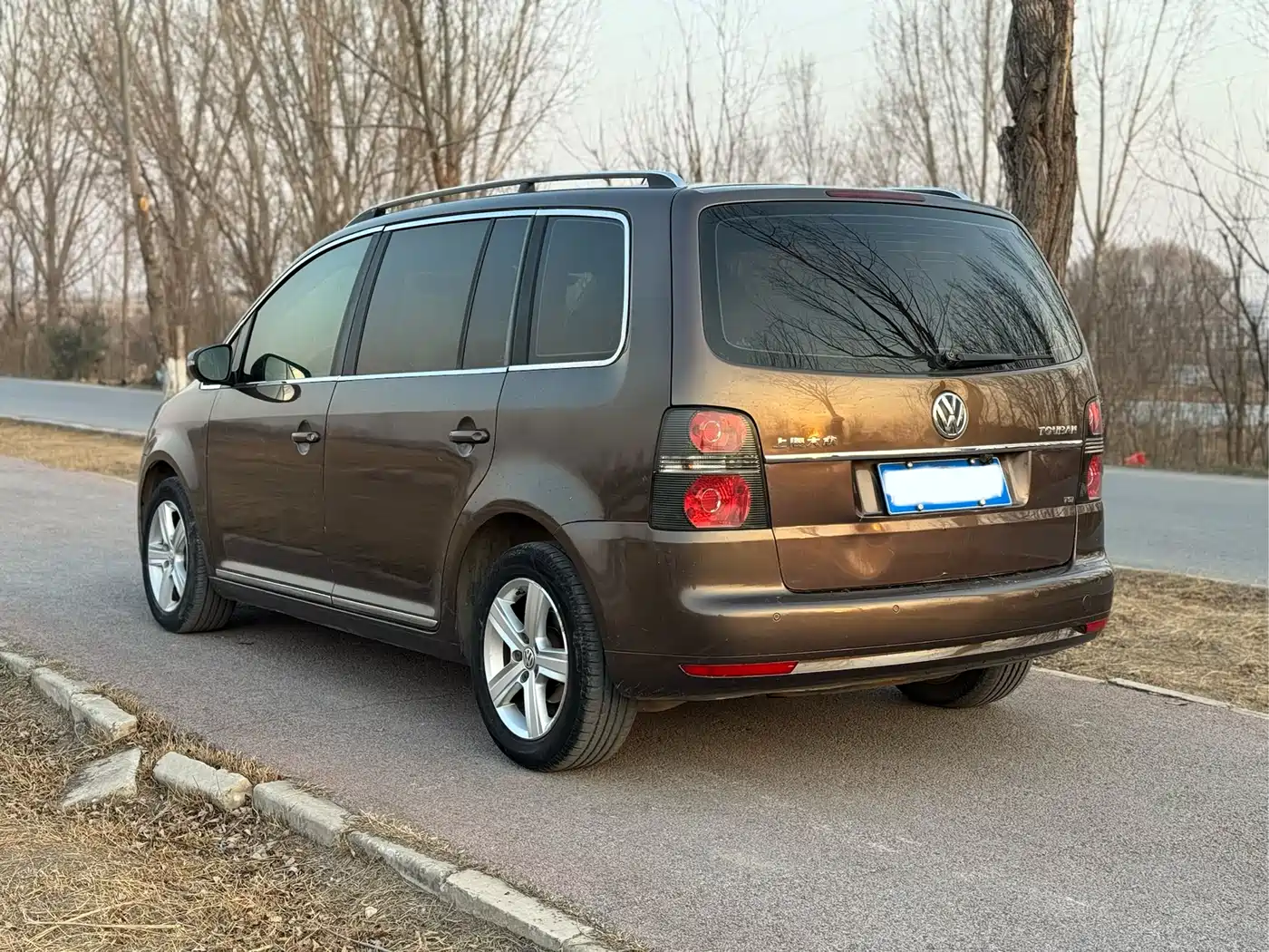 Volkswagen Touran 2011 1.4T DSG Intelligent Elite 5-seater фото 7