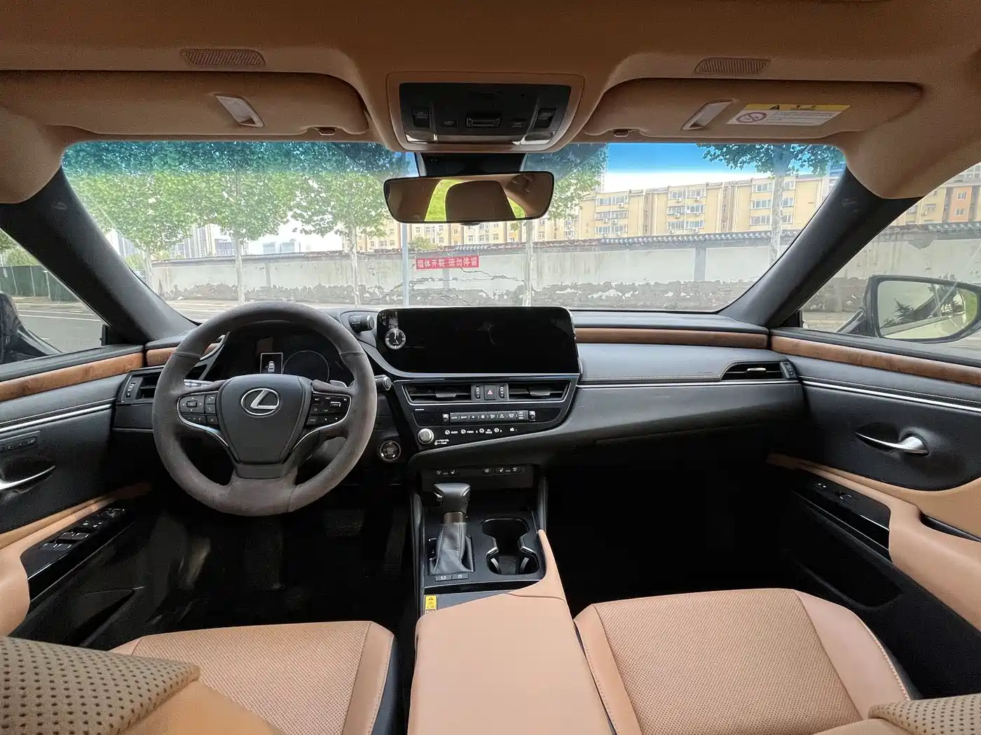 Lexus ES 2024 200 Premium Edition фото 7