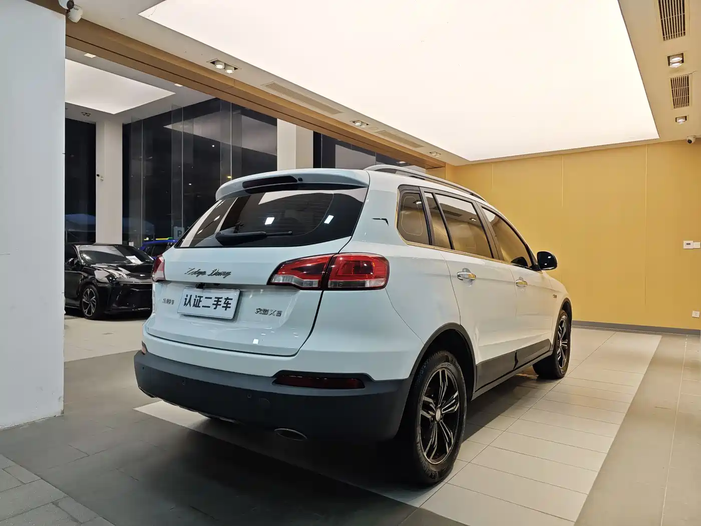 Zotye Damai X5 2016 2017 Upgrade 1.5T CVT Magistrate