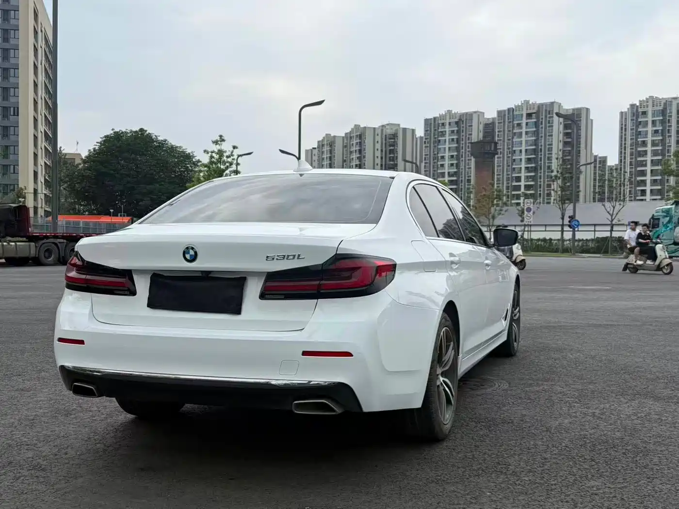 BMW 5 Series 2022 530Li Leading Luxury Package фото 6
