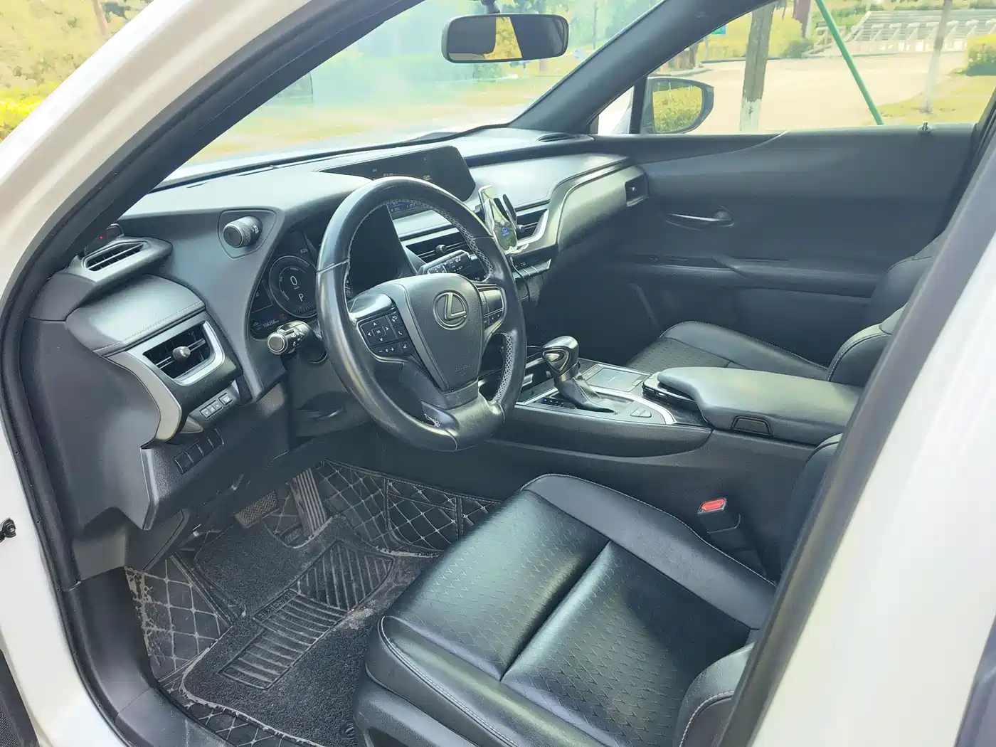 Lexus UX 2019 2019 260h Explorer Cool Edition (China V)