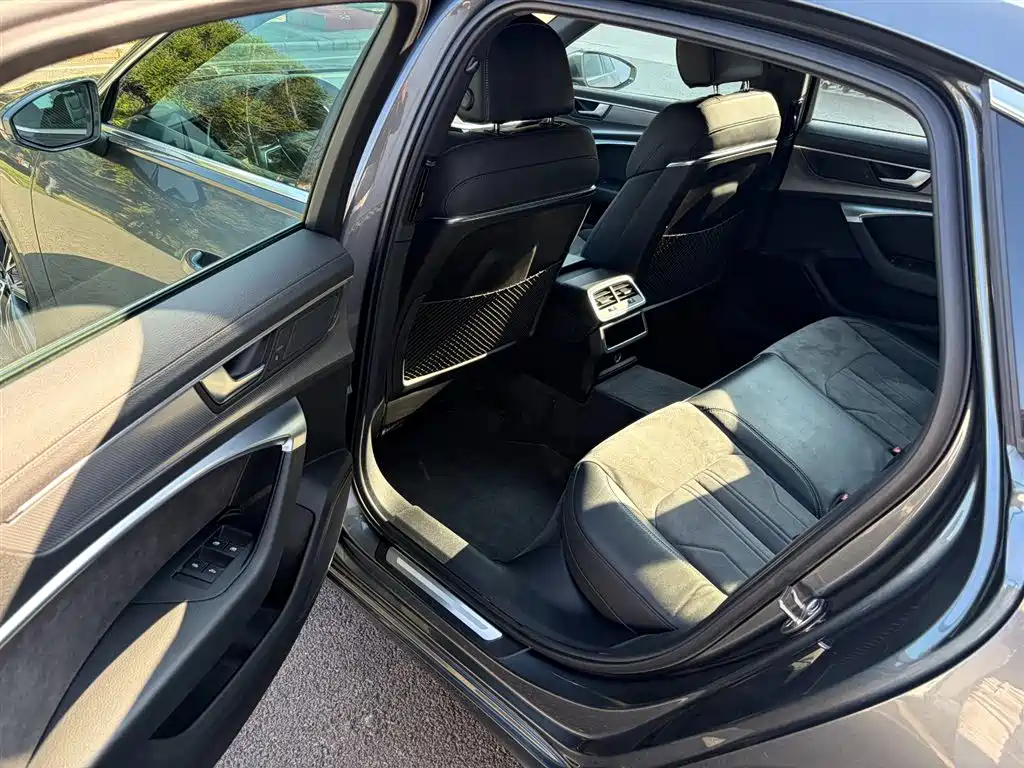 Audi A6L 2019 45 TFSI quattro Premium Dynamic фото 12