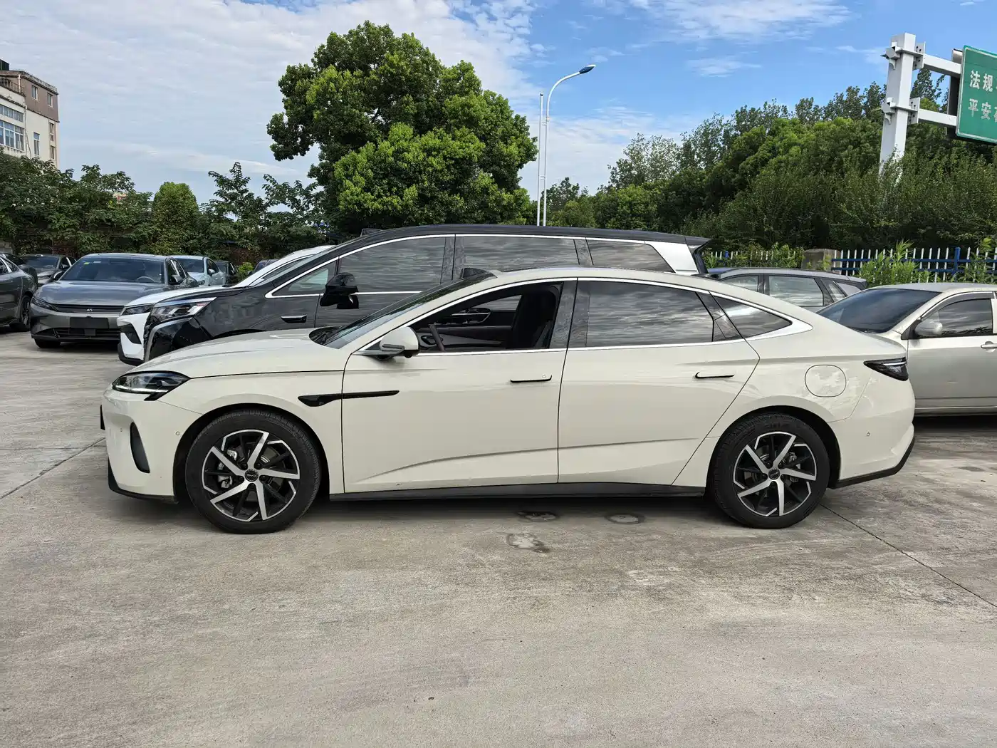 BYD Seal 07 DM-i 2025 2026 DM-i 1.5T 230km Flagship