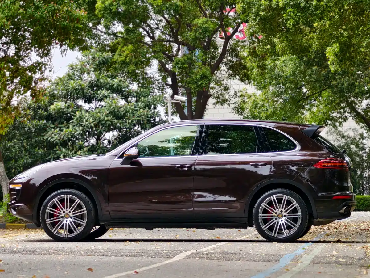 Porsche Cayenne 2015 Cayenne 3.0T фото 3