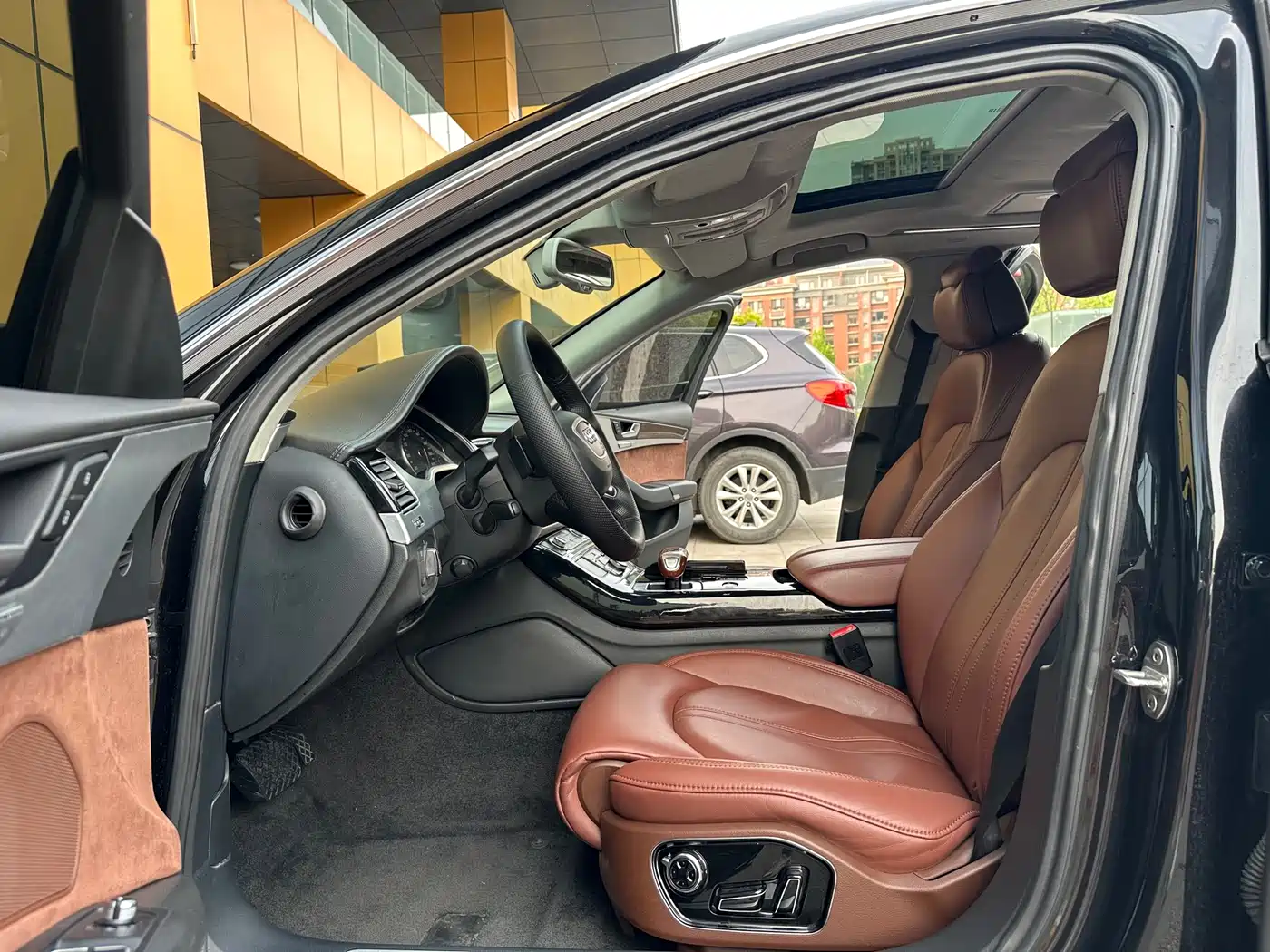 Audi A8 2013 A8L 45 TFSI quattro Comfort фото 6