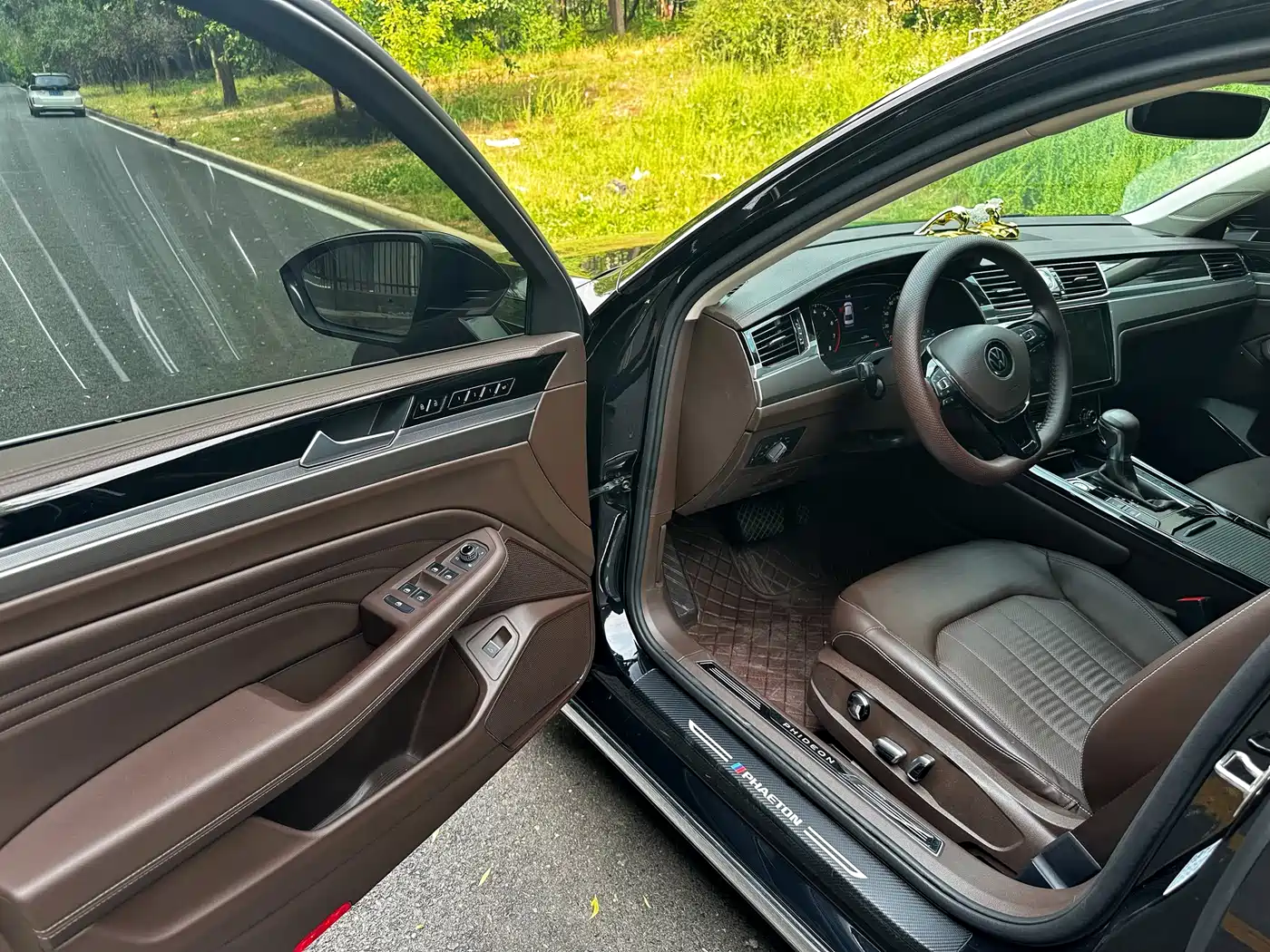 Volkswagen Phideon 2021 380TSI Luxury Edition фото 10
