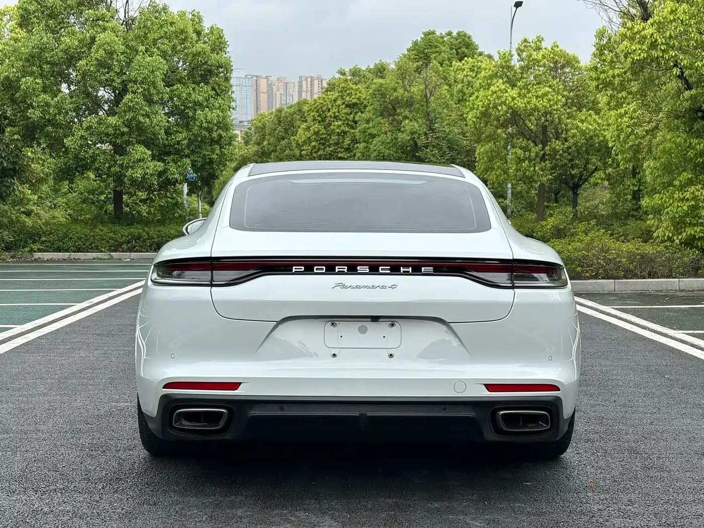 Porsche Panamera 2023 Panamera 4 Executive Long Wheelbase 2.9T фото 5