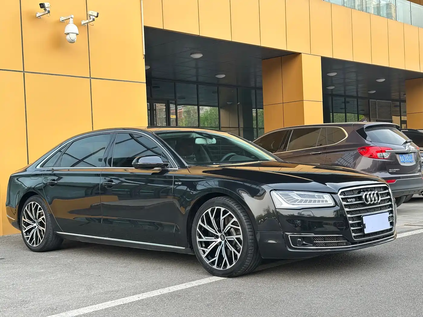 Audi A8 2013 A8L 45 TFSI quattro Comfort фото 2