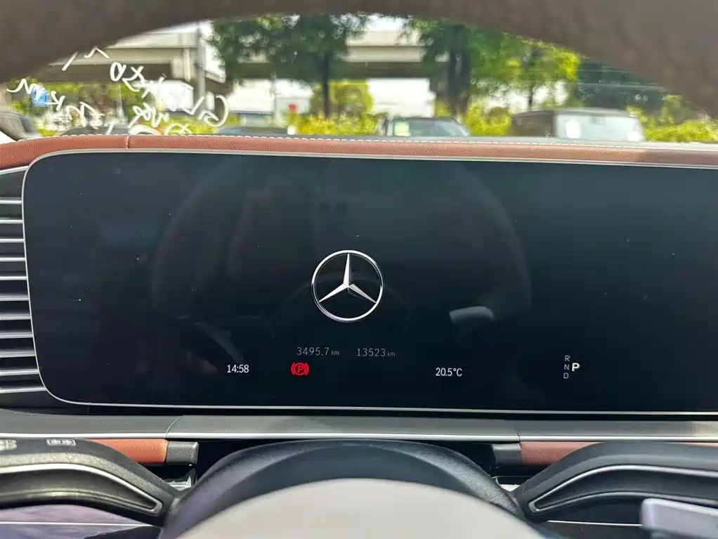 Mercedes-Benz GLE 2025 GLE 450 4MATIC Fashion фото 22