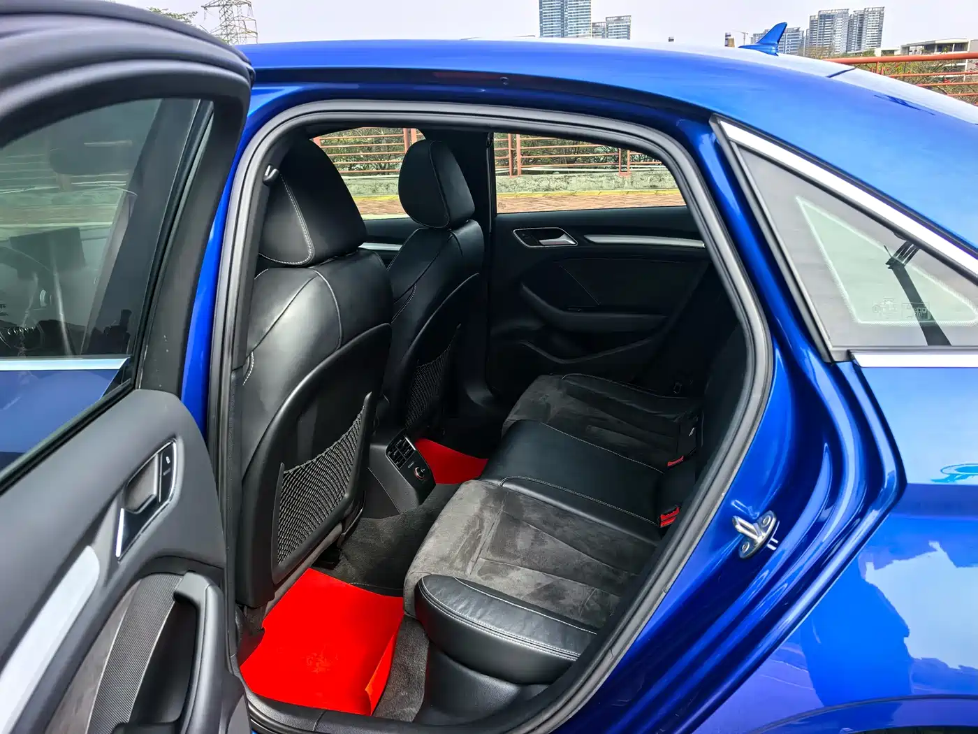 Audi S3 2015 S3 2.0T Limousine фото 5