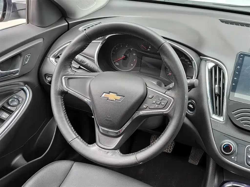 Chevrolet Malibu XL 2017 1.5T Auto Sport Edition фото 3