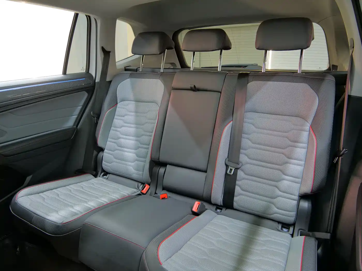 VOLKSWAGEN TIGUAN L NEW ENERGY