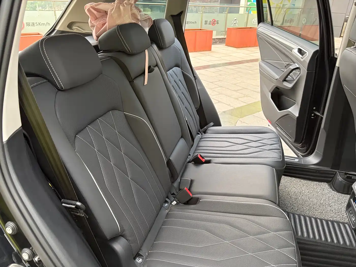 Volkswagen Tiguan L 2022 330TSI Auto 2WD R-Line Premium Edition фото 16