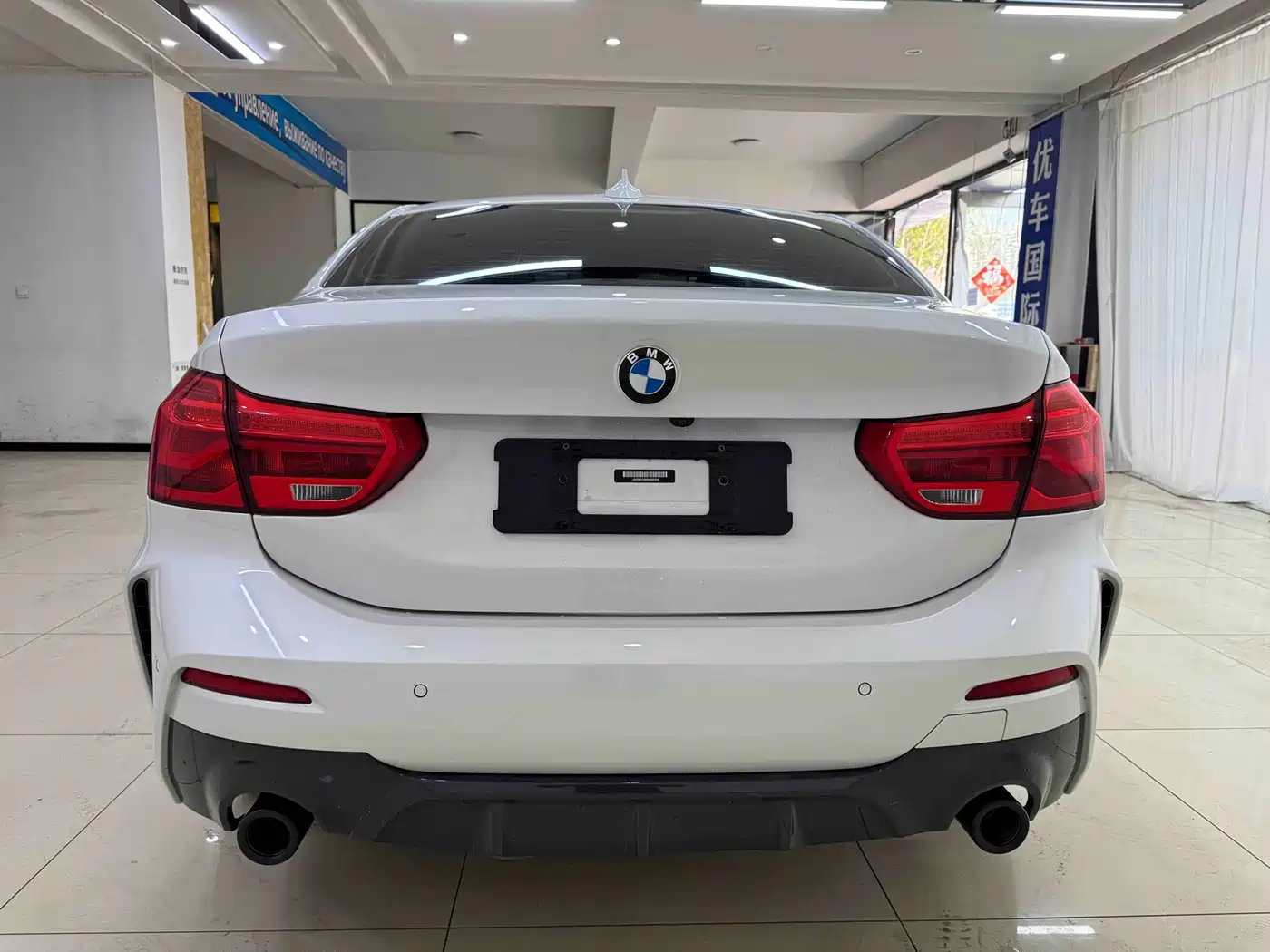 BMW 1 Series 2021 Facelift 120i M Sport Shadow Edition фото 5
