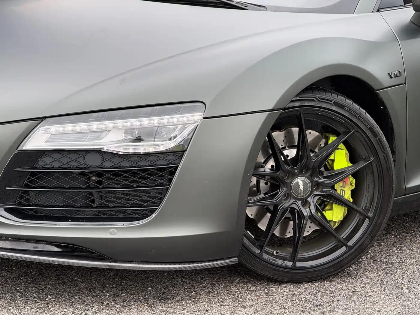 Audi R8 2014 4.2 FSI quattro фото 5