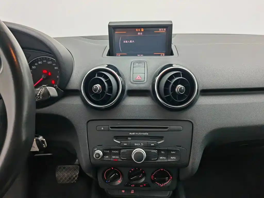 Audi A1 2013 2012 1.4 TFSI Urban