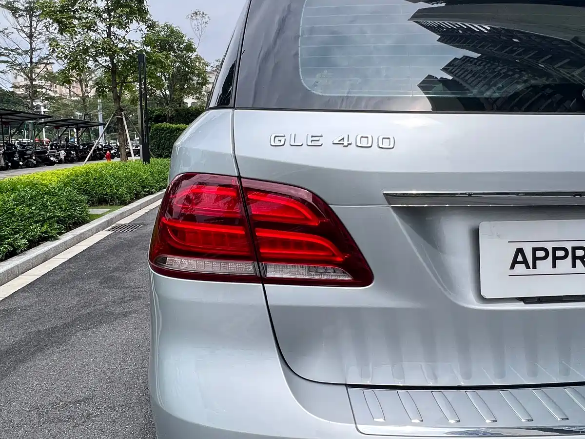 Mercedes-Benz GLE 2015 GLE 400 4MATIC фото 10