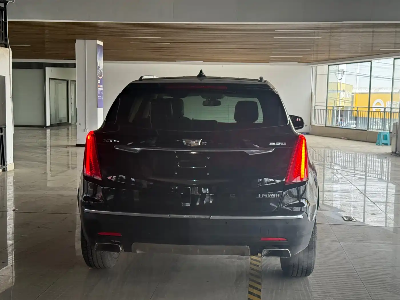 Cadillac XT5 2016 25T Luxury Model фото 13
