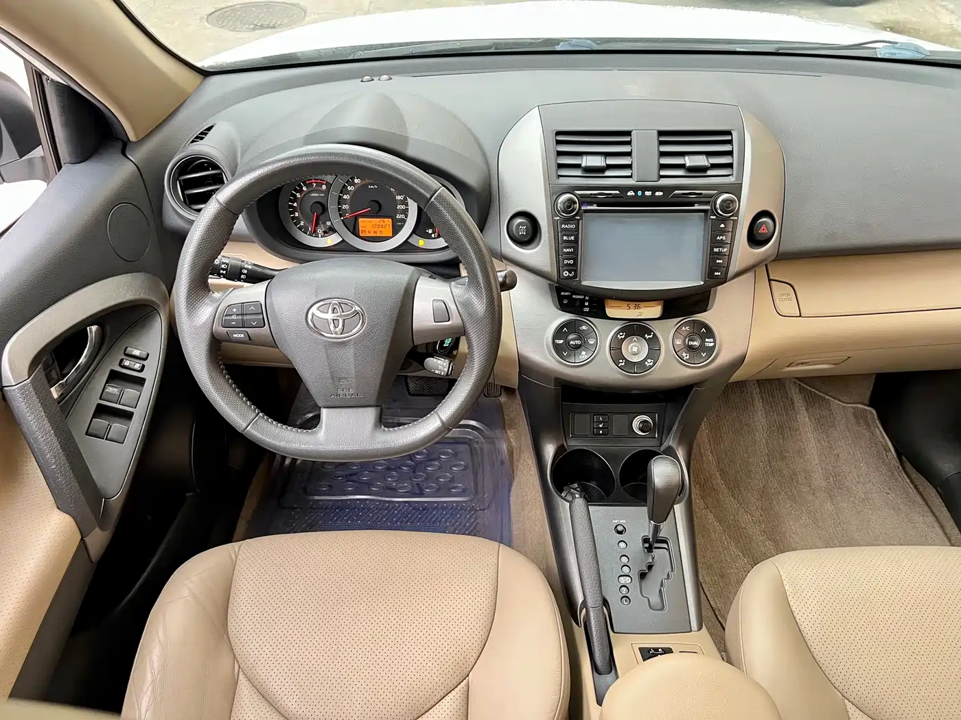 Toyota RAV4 Rongfang 2011 2.4L Automatic 4WD Luxury Edition фото 9