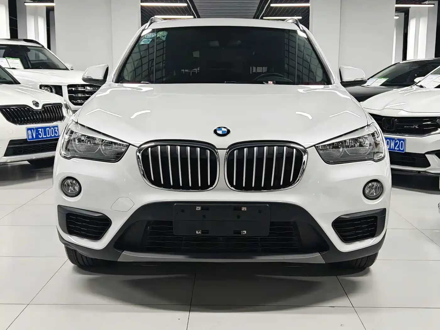 BMW X1 2016 sDrive18Li Fashion Model фото 2