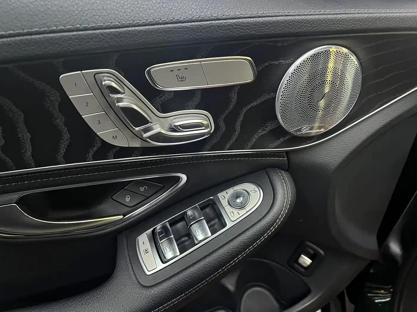 Mercedes-Benz C-Class 2020 C 260 L Sport фото 19