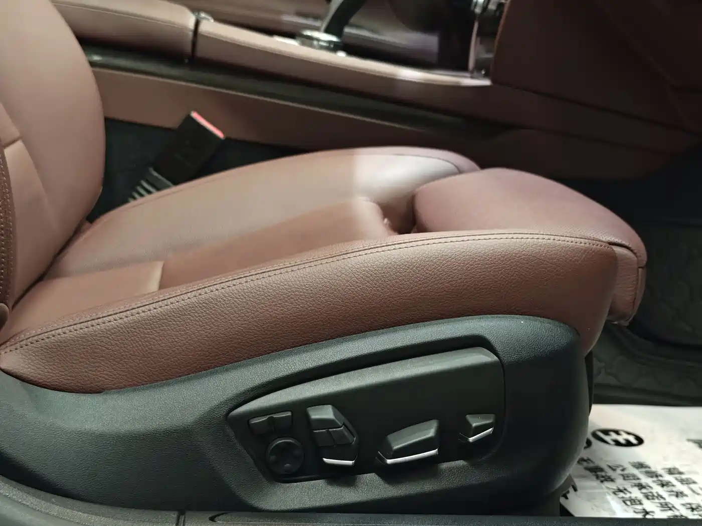 BMW 7 Series 2013 Model 730Li Luxury фото 9