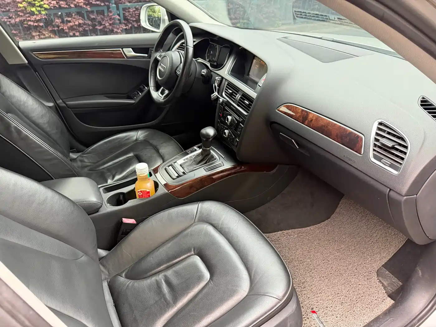 Audi A4L 2013 35 TFSI Automatic Comfort фото 16
