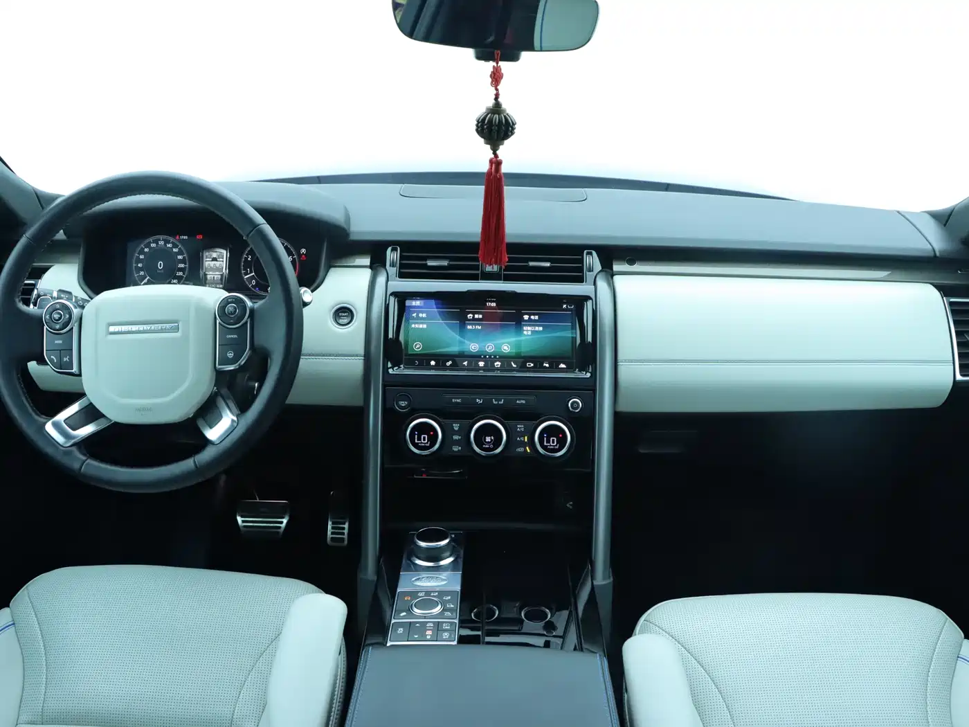 Land Rover Discovery 2018 3.0 SC V6 HSE фото 17