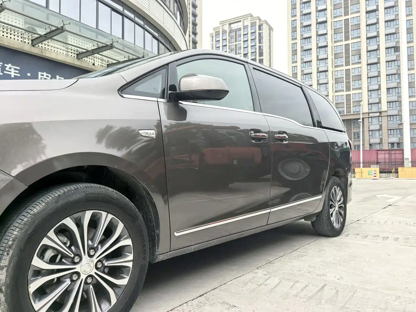 Buick GL8 2020 Model Land Business Class 652T Luxury фото 7