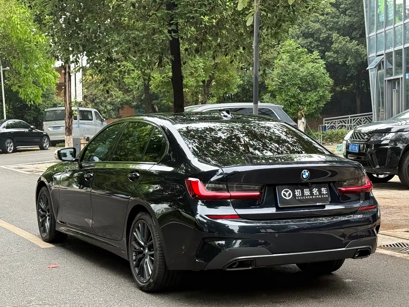 BMW 3 Series 2022 325Li M Sport Shadow Edition фото 8
