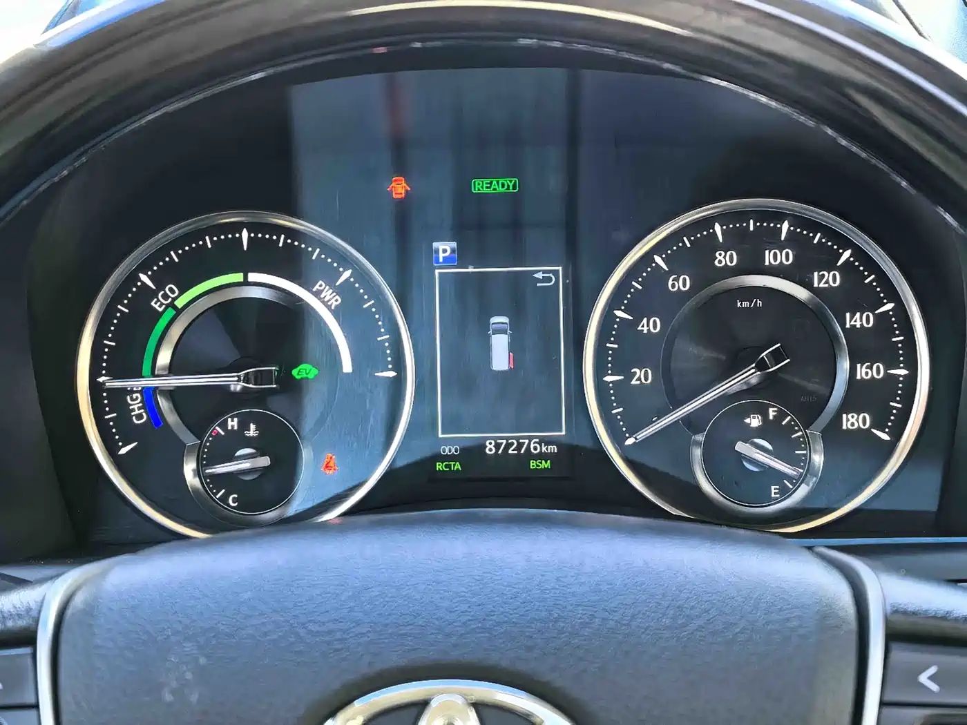 Toyota Alphard 2019 Hybrid 2.5L Luxury фото 17