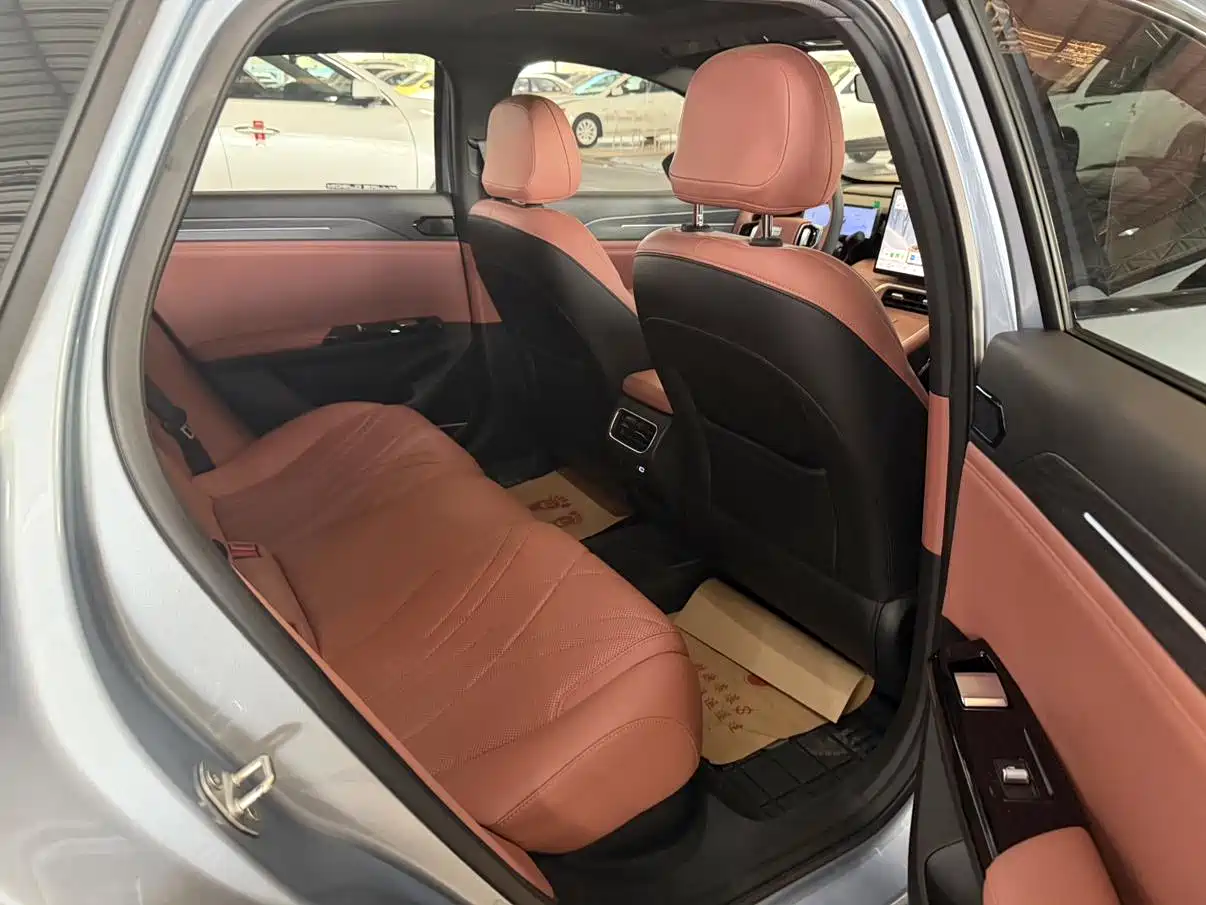 GEELY GALAXY GALAXY L6