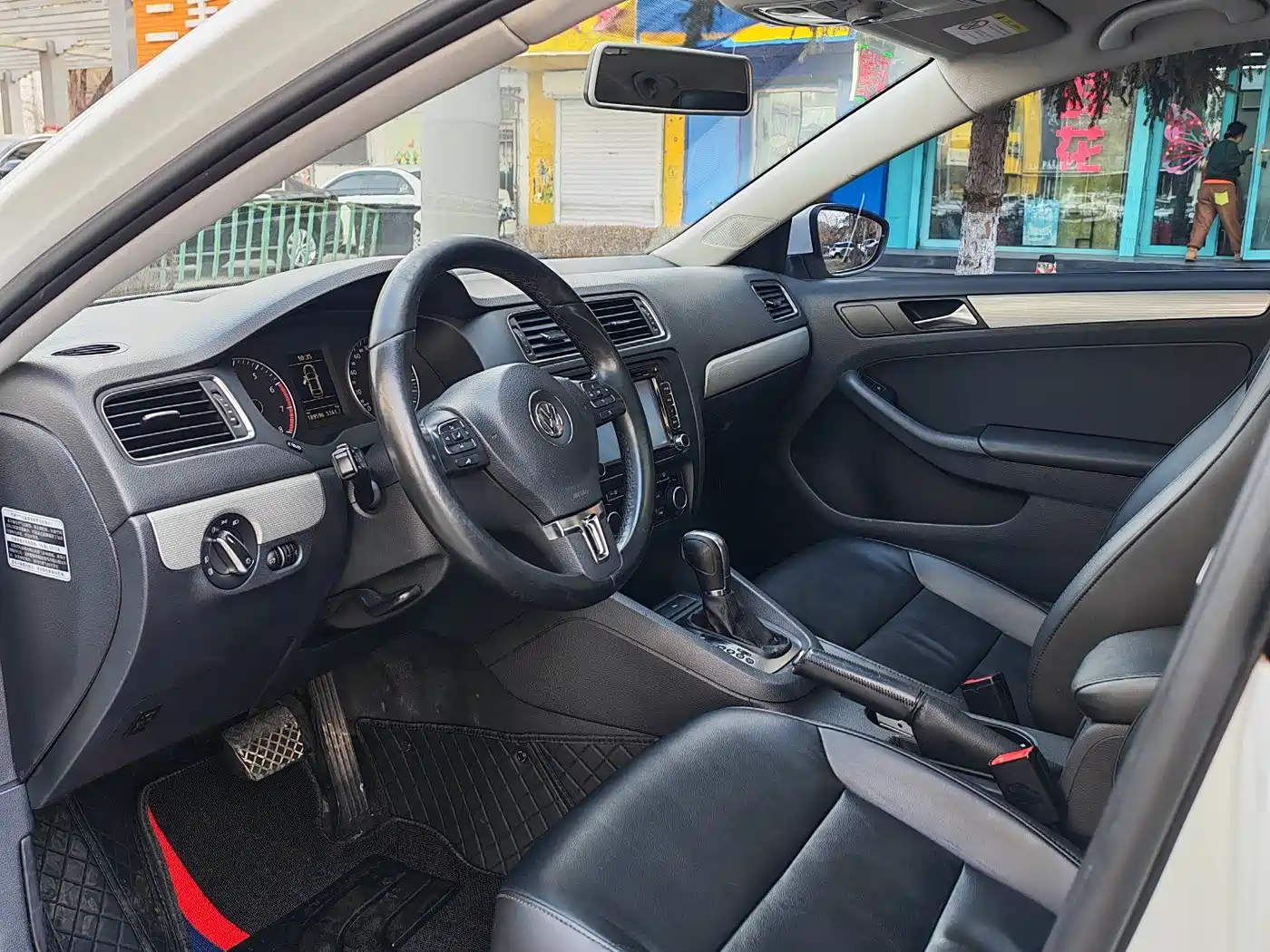Volkswagen Sagitar 2014 Facelift 1.4TSI Automatic Luxury фото 7