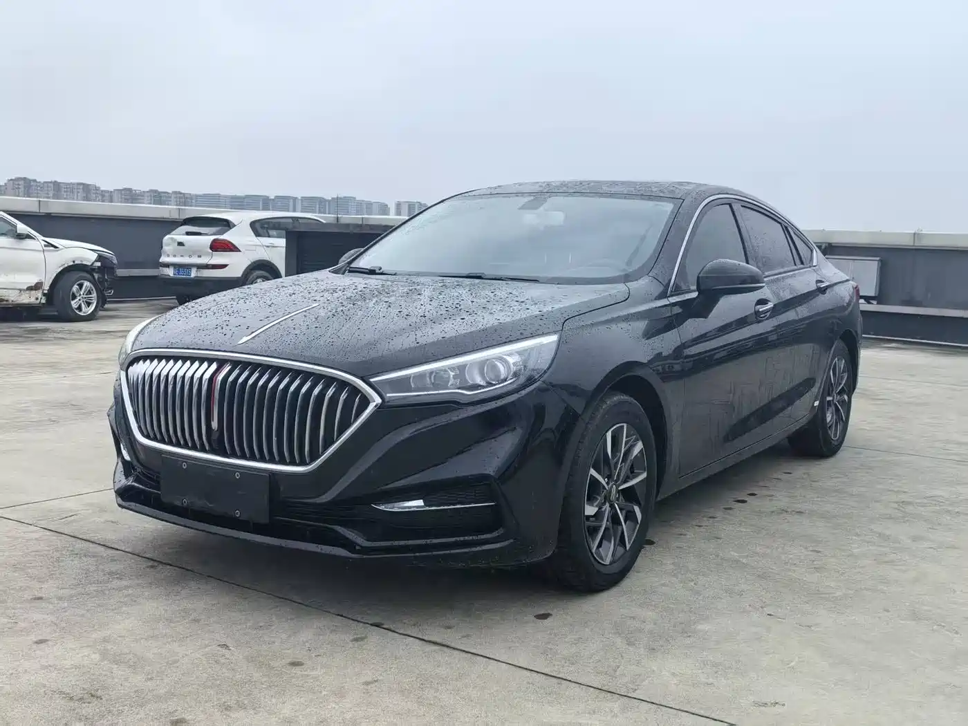 Hongqi H5 2020 1.5T DCT Qi Rhythm Edition