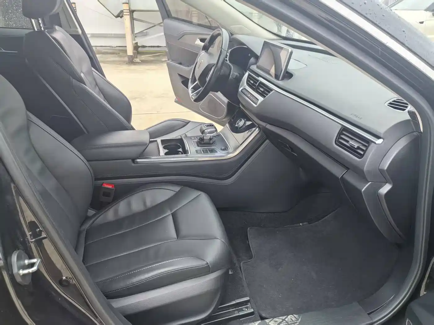 Hongqi H5 2020 1.5T DCT Qi Rhythm Edition фото 11