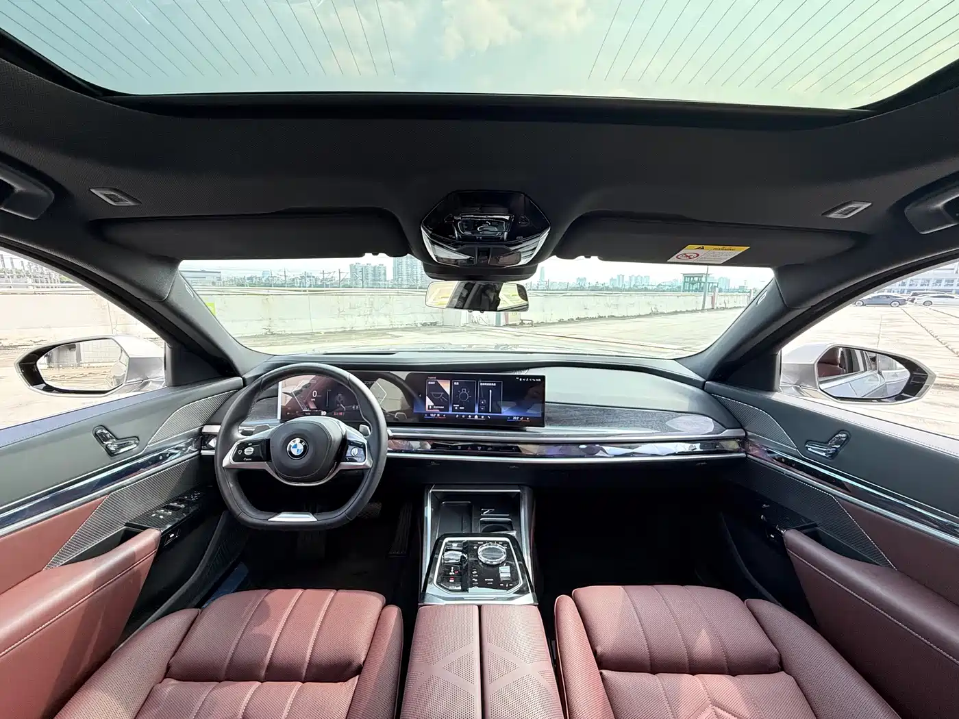 Photo 8 - BMW 7 Series