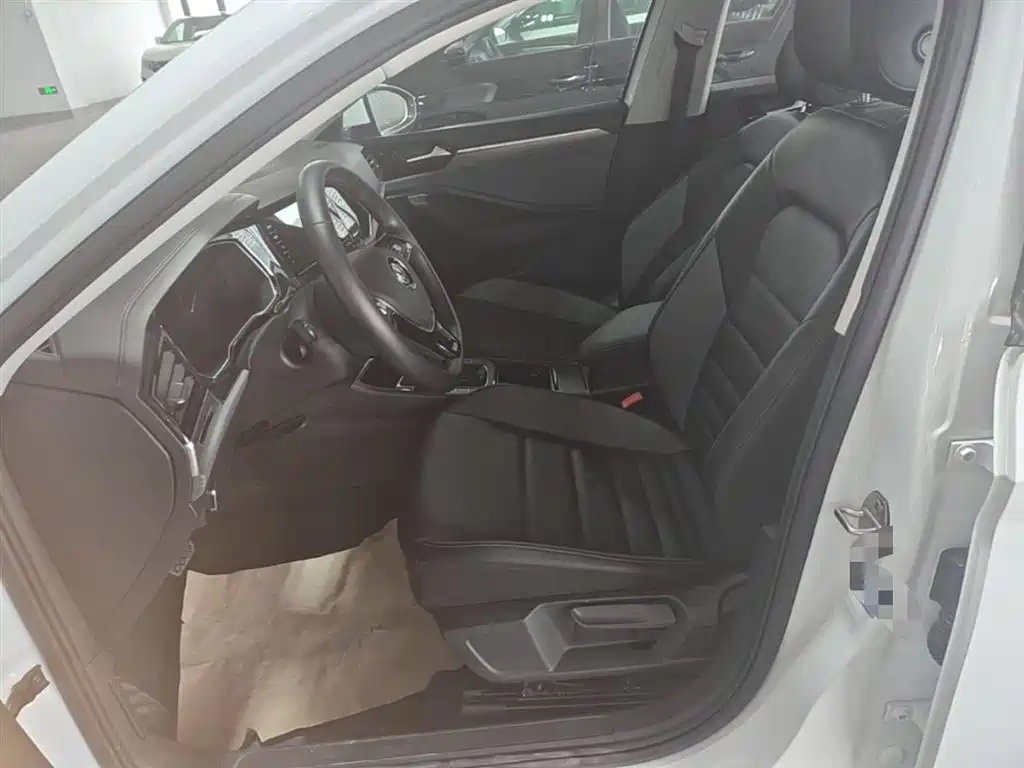 Volkswagen Sagitar 2022 280TSI DSG Surpassing Edition фото 15
